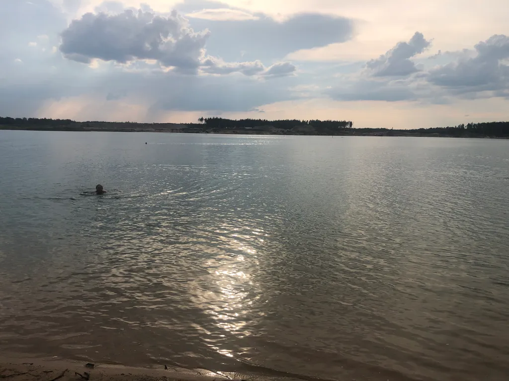 Уютный домик на берегу чудесного водохранилища