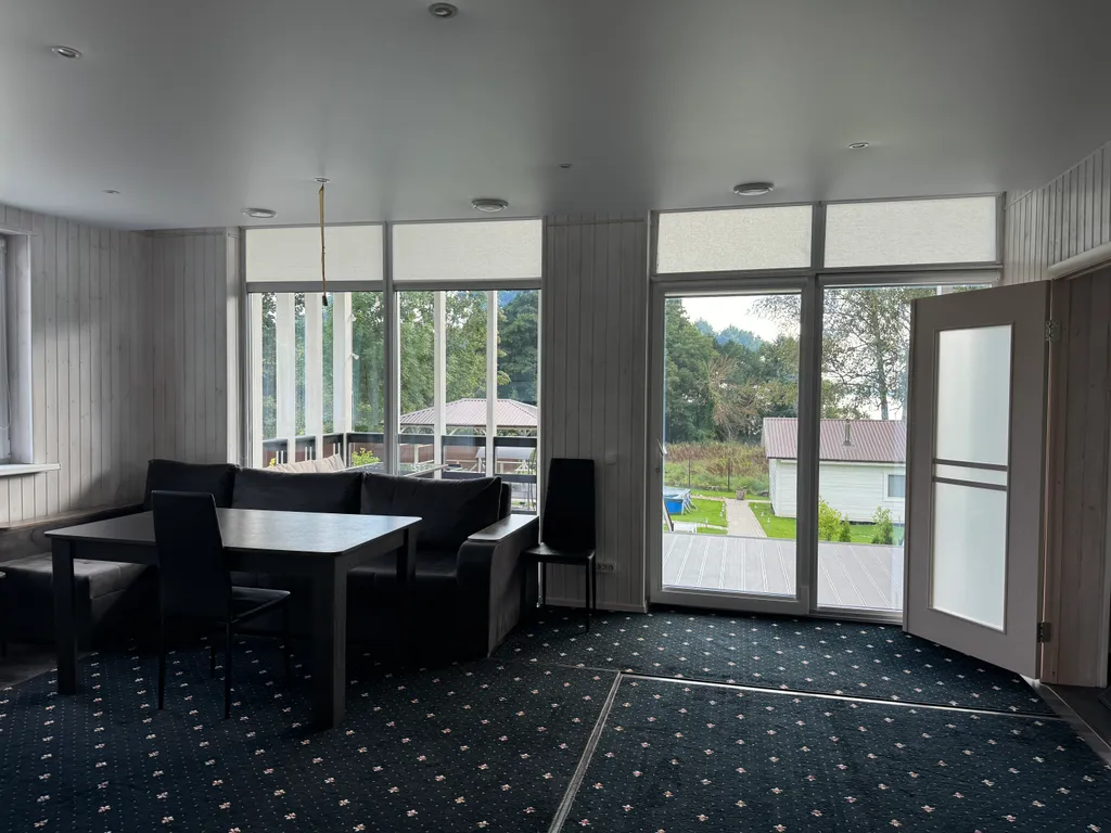 Комфортабельный дом на берегу озера Нарочь