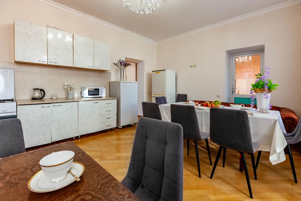 Уютный дом в центре города