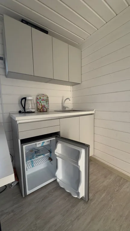 Уютный дом у озера