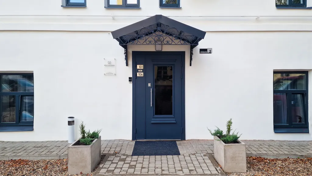 Видовая атмосферная студия в бутик апарт-отеле Дом с гаргульями