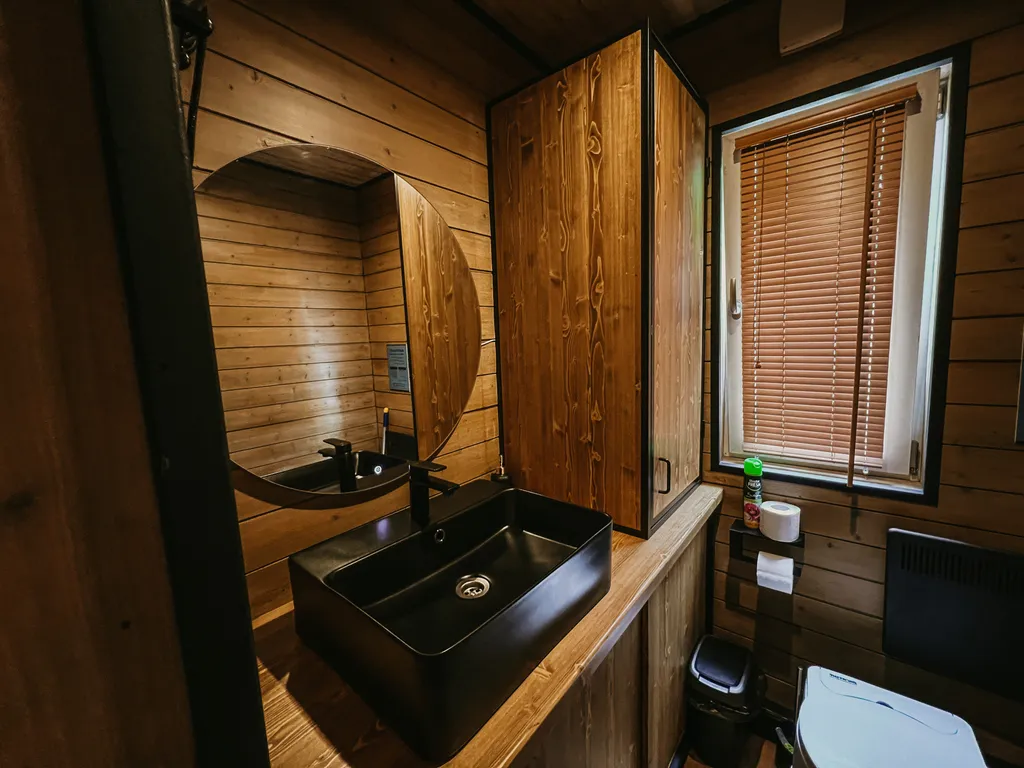 Плавучий дом Лосось