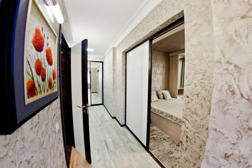 Евродвушка с дизайнерским ремонтом (рядом с ОГУ)