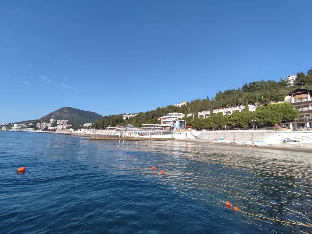 Апартамент Sun Paradise с видом на море и горы