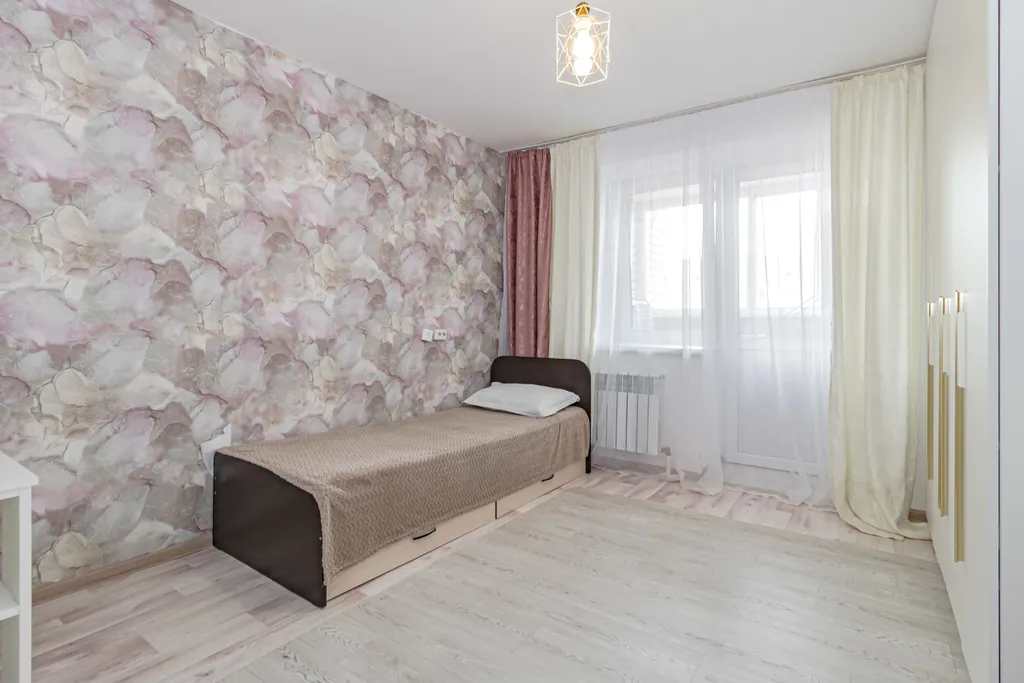 4-комнатная Квартира