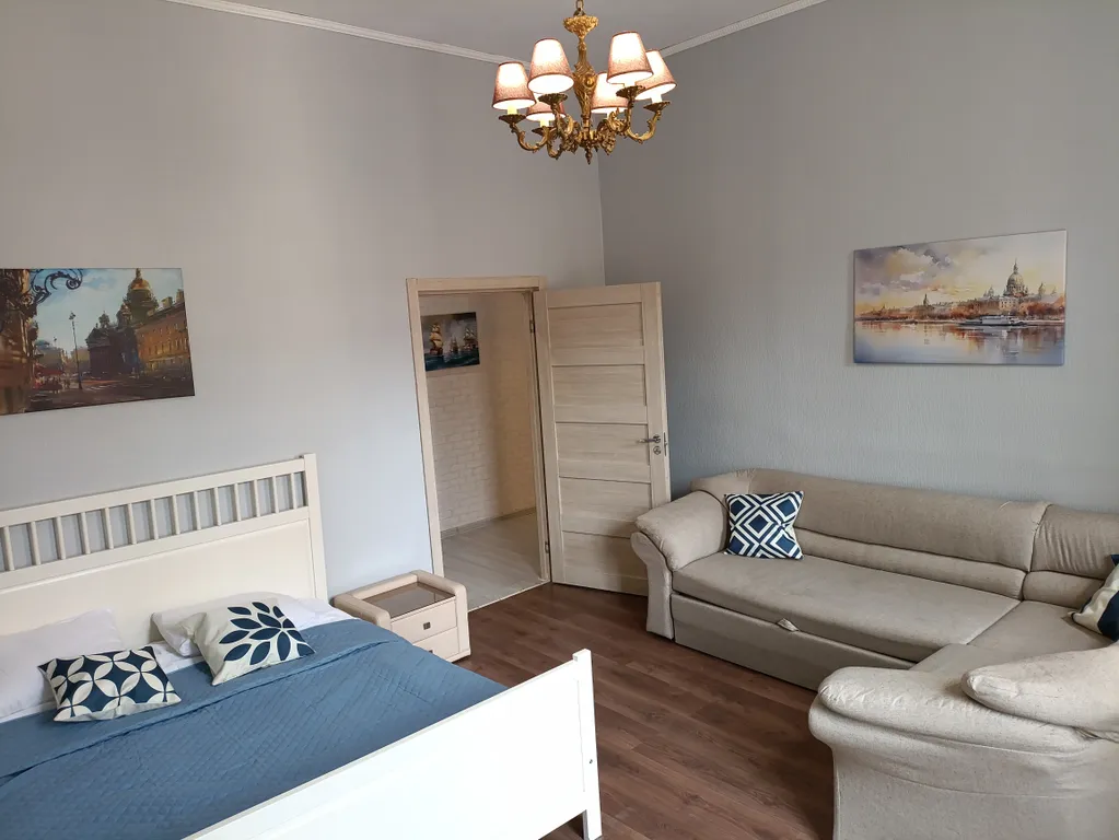 Квартира Трехкомнатная у Невского — аренда посуточно в Санкт-Петербург