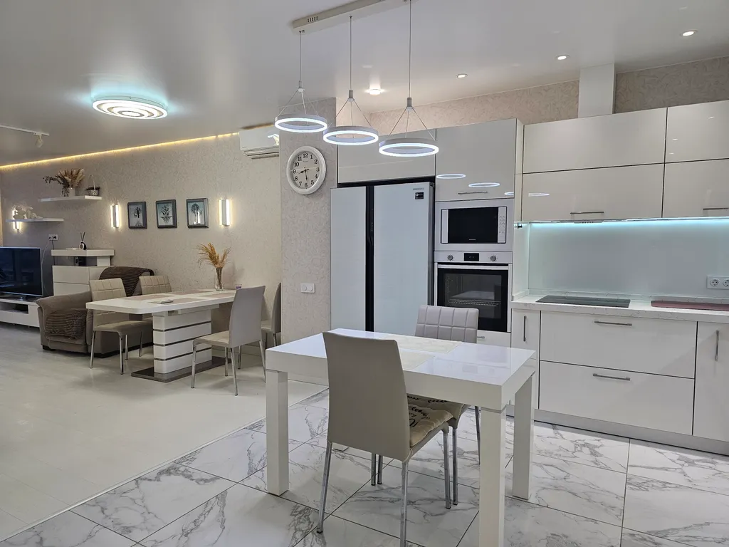 3х ком.кв 100 кв.м в центре район Фуникулёра