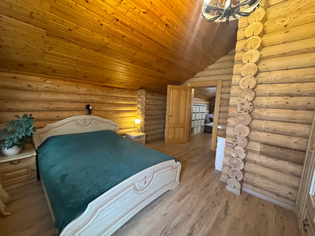 Уютный двухкомнатный номер с видом на горы