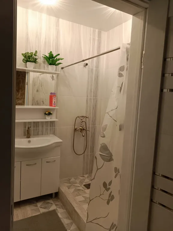 Уютная квартира для двоих с комплиментом от компании v-gosti