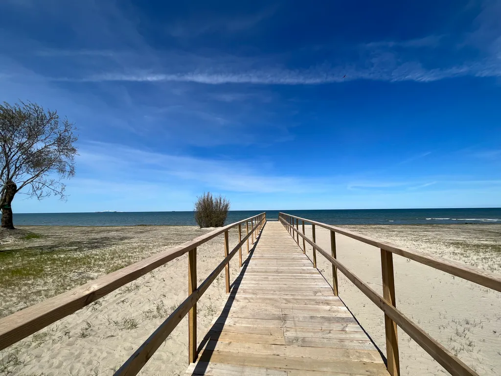 Апартаменты Mamis возле моря