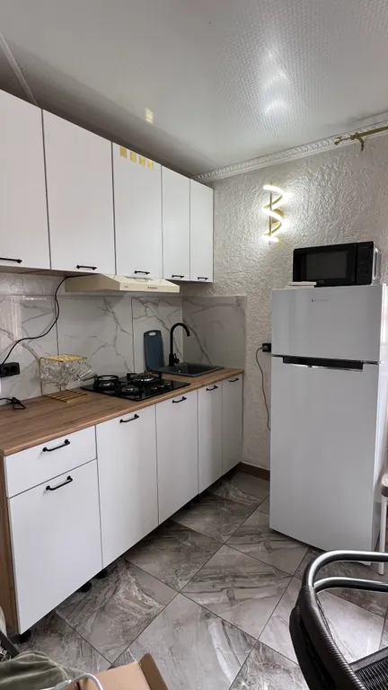 Четырехкомнатная квартира у моря 250 метров