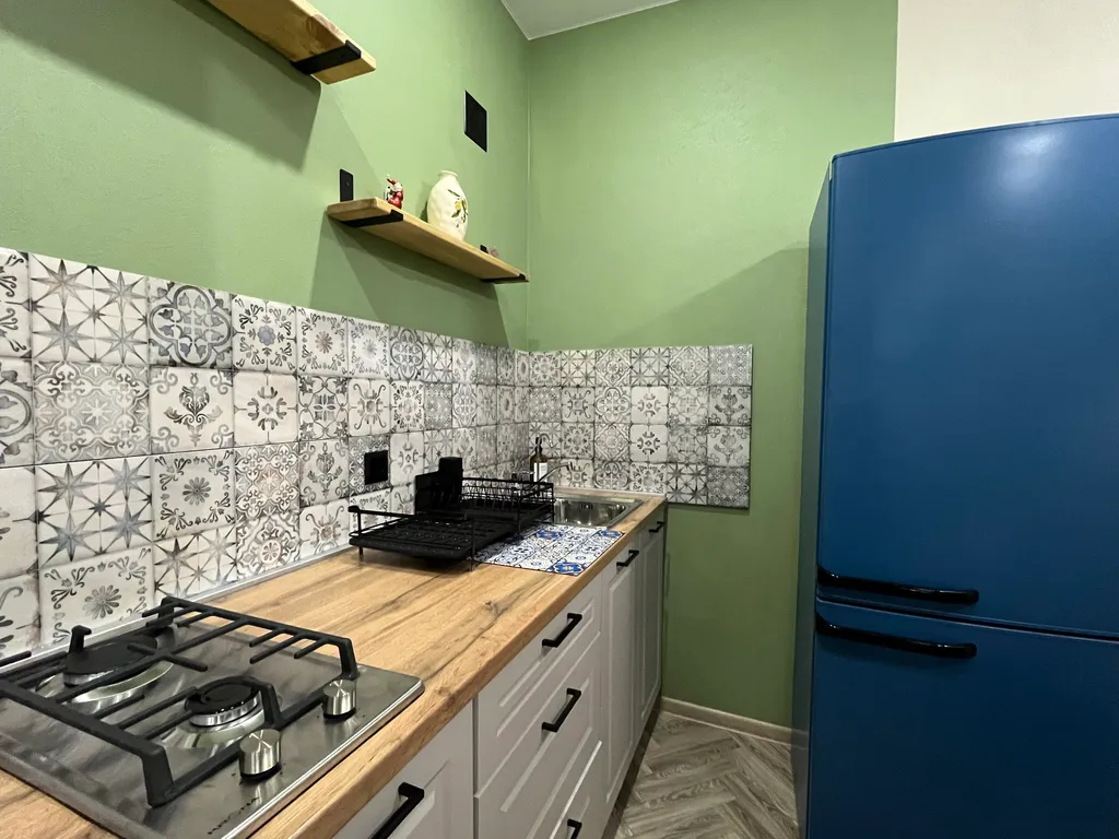 Ваш Рантье на Самойловой 12 близ отеля Меридиан