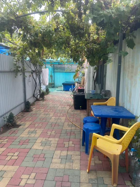 Дом под ключ с бассейном и стоянкой для авто на пл. Первомайской