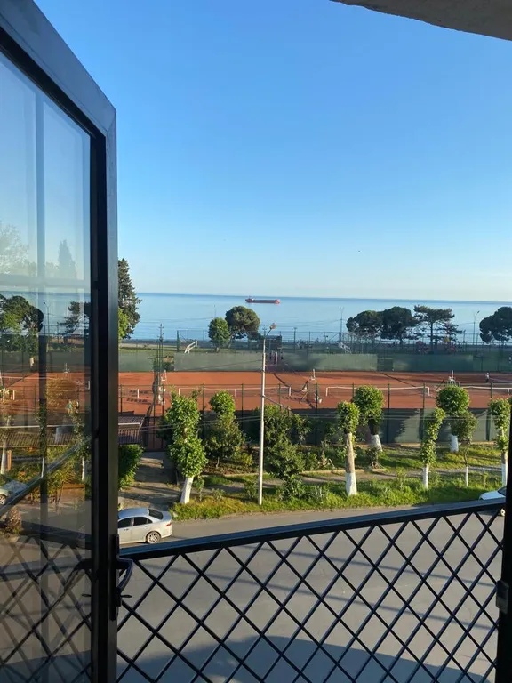 Квартира на берегу моря