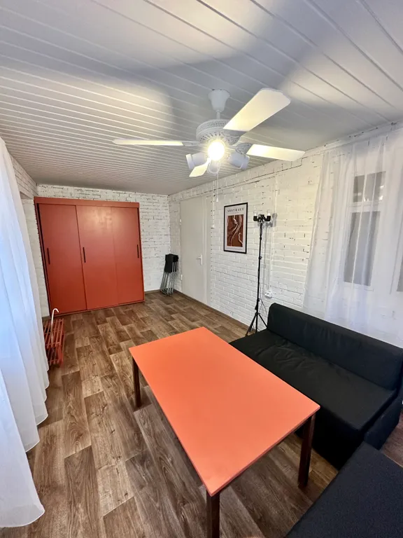 Дом с панорамным видом и кинотеатром