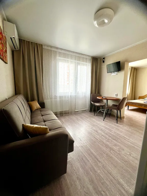 Квартира Уютная квартира возле парка Галицкого с видом на парк — Краснодар