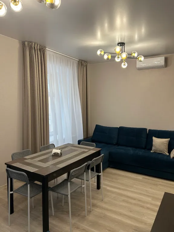 Большая студия с отдельной спальней