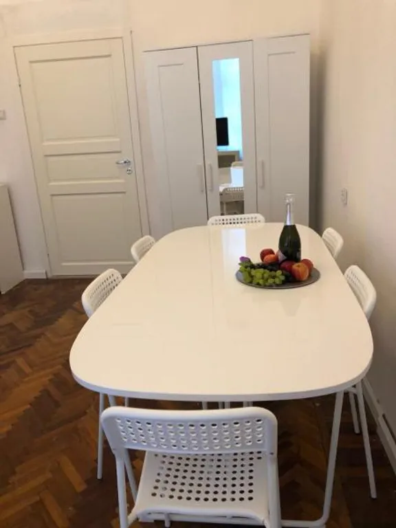 QuickStay 3BR Apartment