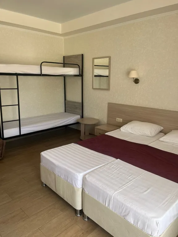 Квартира Четырехместный номер — аренда посуточно в Архипо-Осиповка