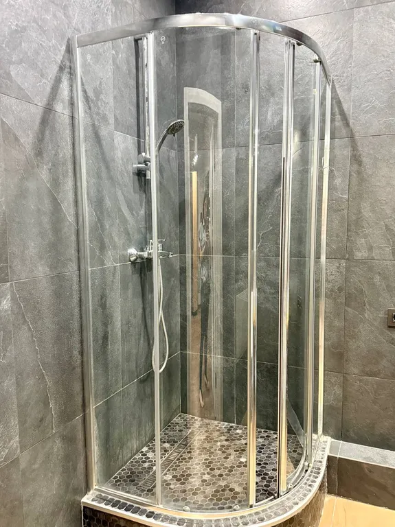 Двухкомнатные апартаменты на Гостином дворе