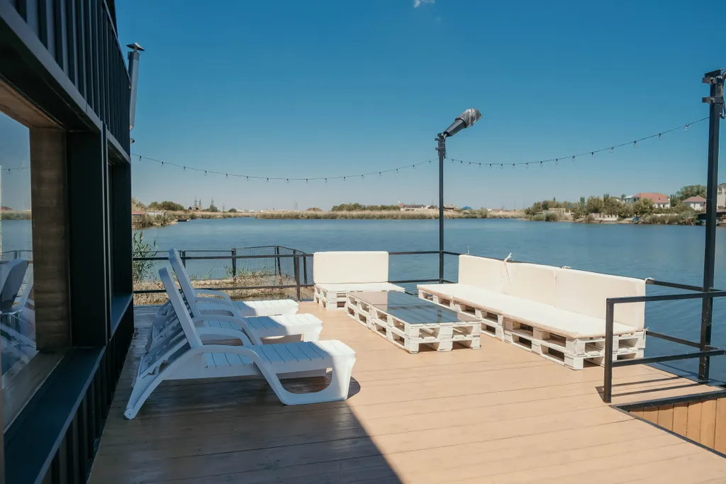 Уютный коттедж у реки