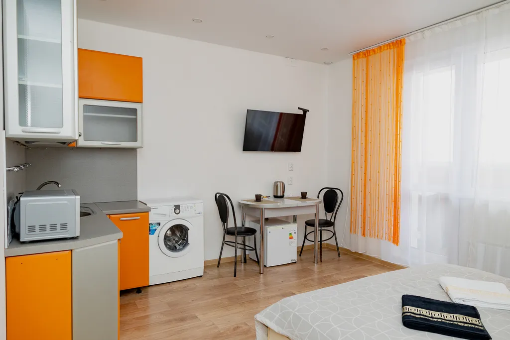 Апартаменты на набережной реки Иртыш