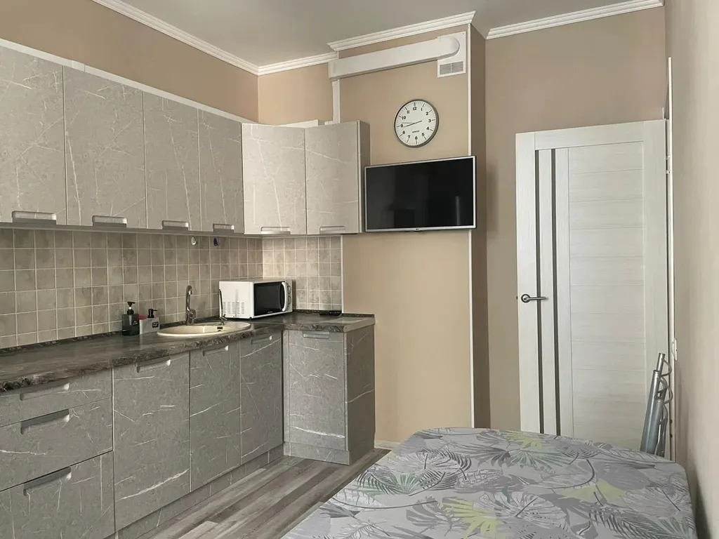 Квартира Квартира Просторная, комфортная кв. В лучшем районе Анапы — Анапа