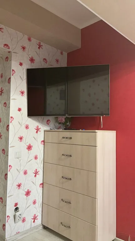 Дом с двориком для вас и парковка