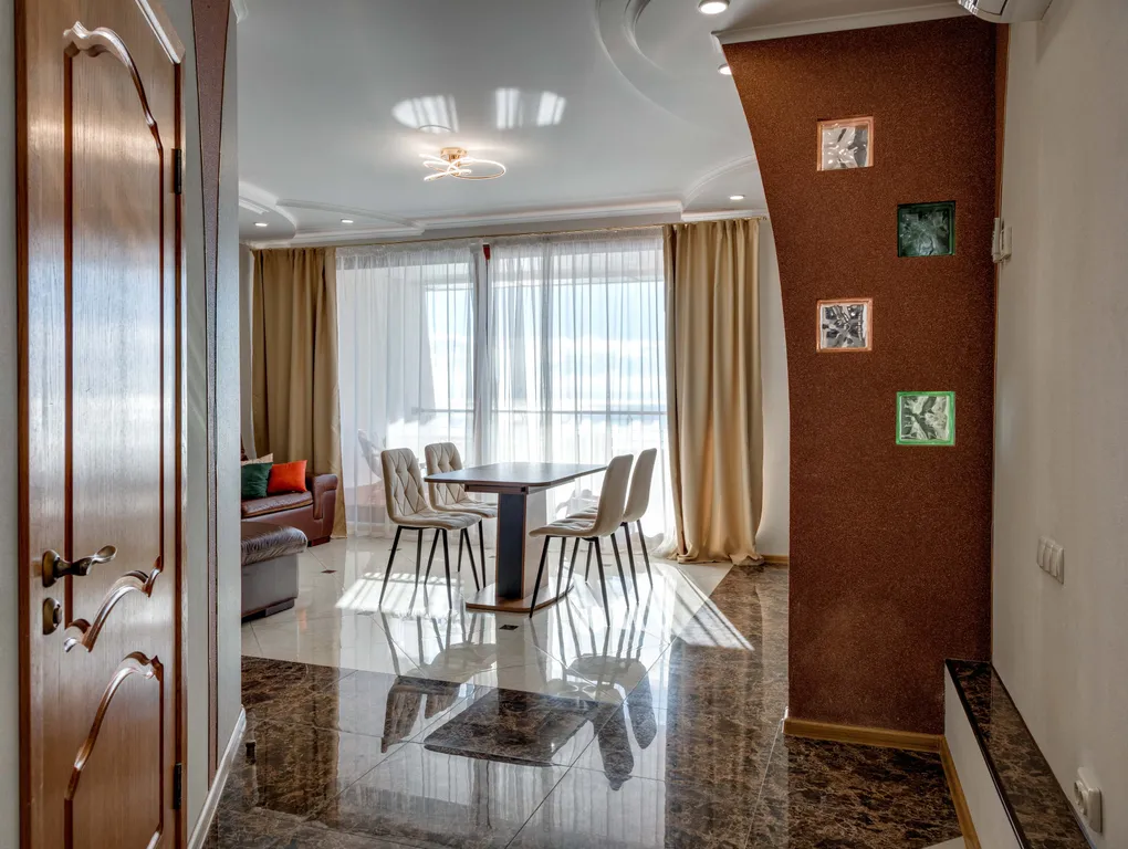 3-комнатная квартира с видом на море