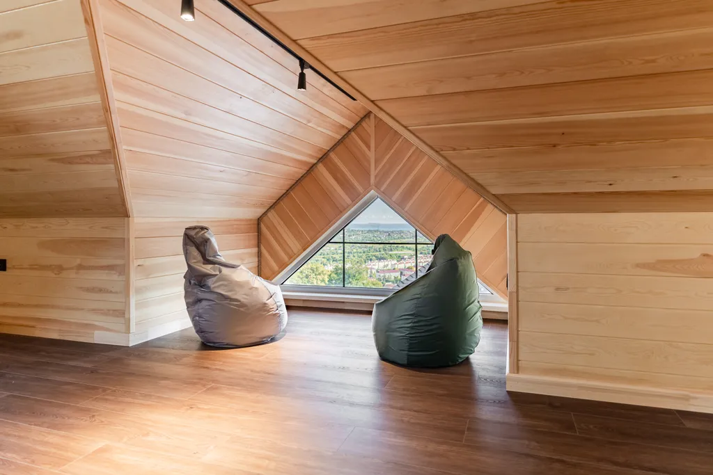 Дом с видом на море, горы, и теплым бассейном