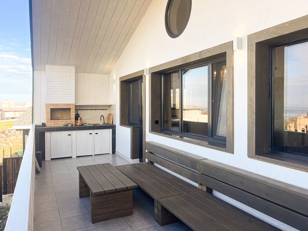 Дом Море рядом