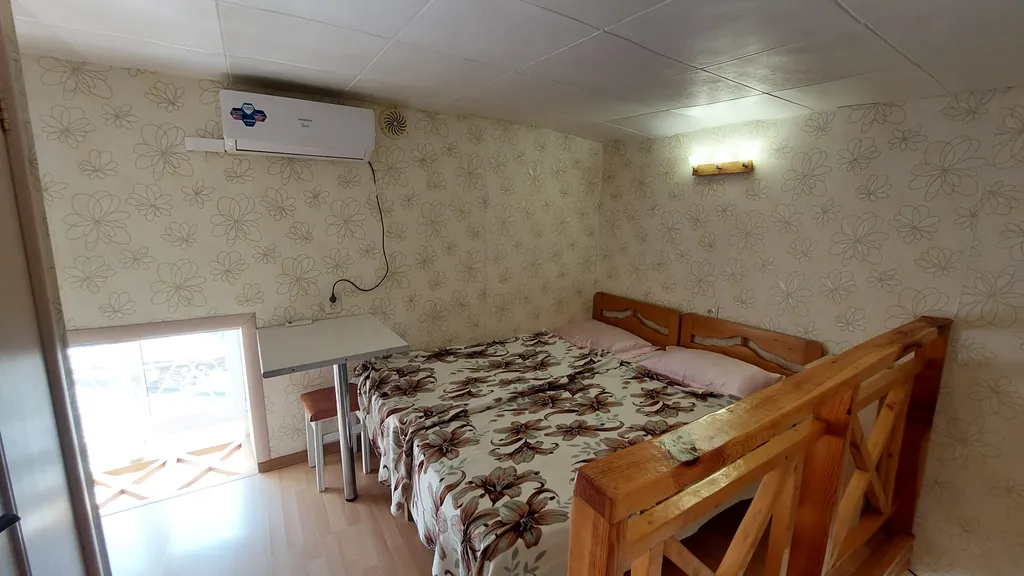 Двухъярусная студия у моря