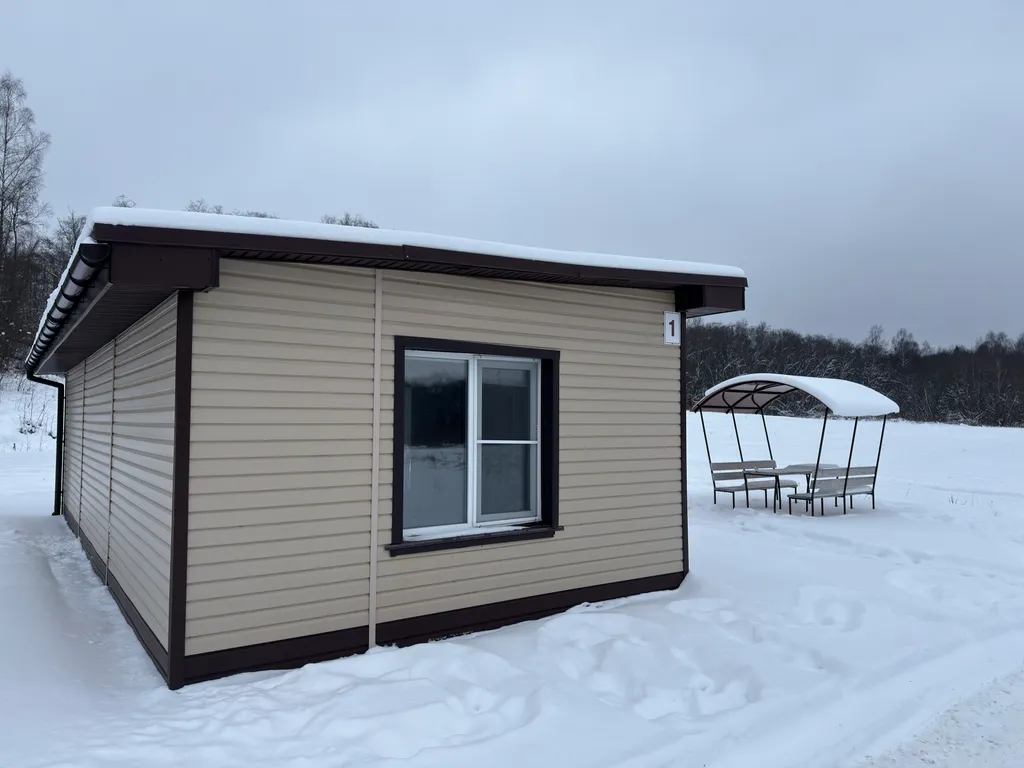 Глэмпинг у peки Bолoста