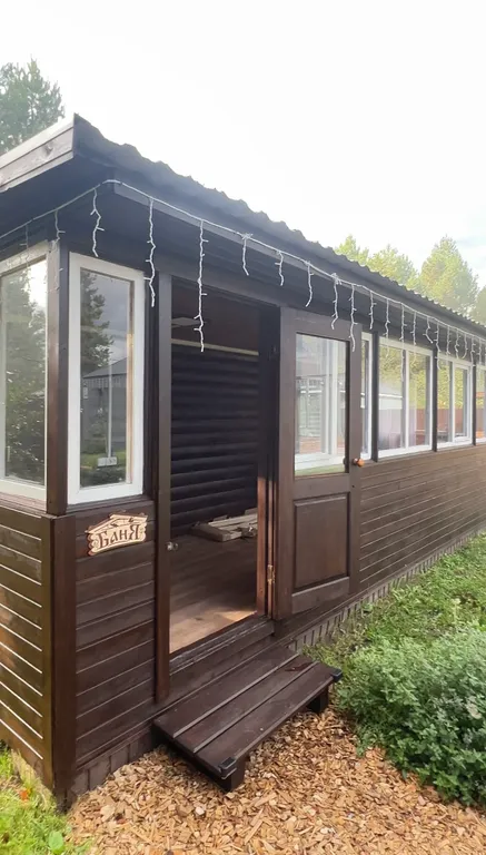 Дом с баней и горячей купелью на дровах