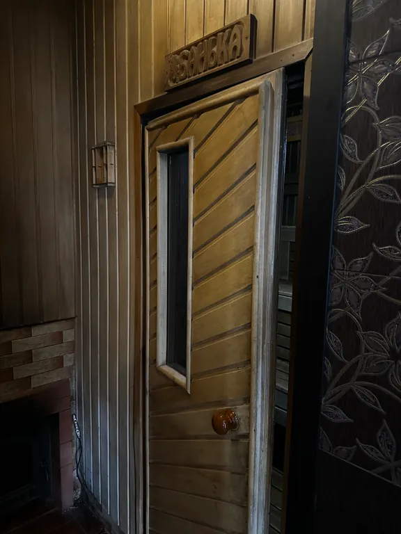 Коттедж с бассейном