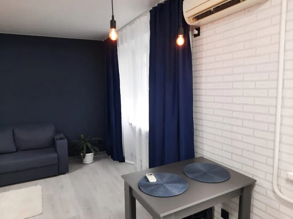 Уютная и чистая квартира loft с новым дизайном в самом центре города