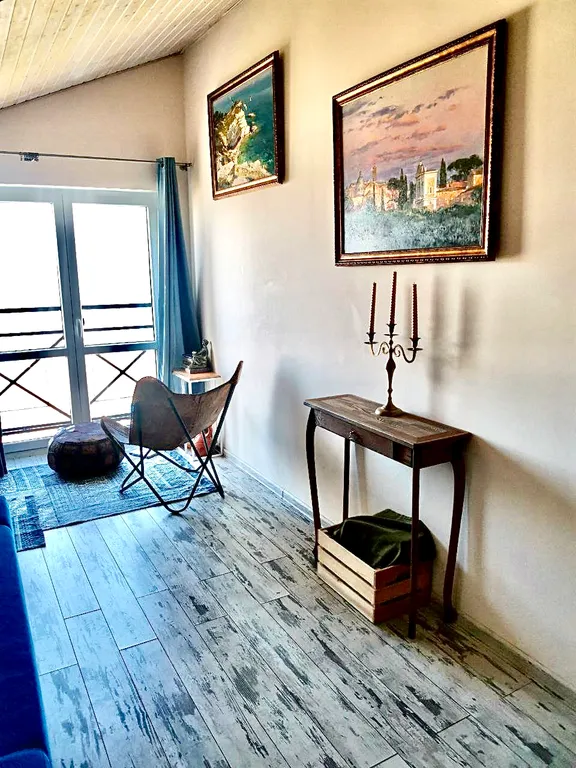 Чердачный лофт стиль интерьера в квартире эклектика