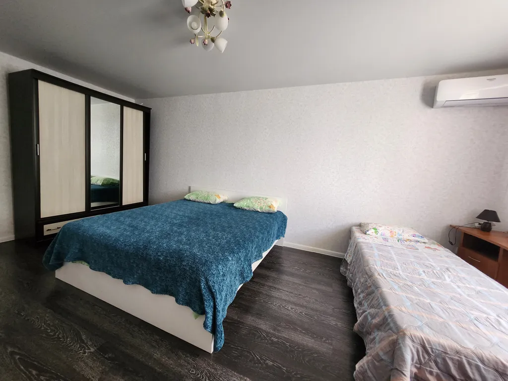 Двух комнатная квартира в лучшем районе Яблочного