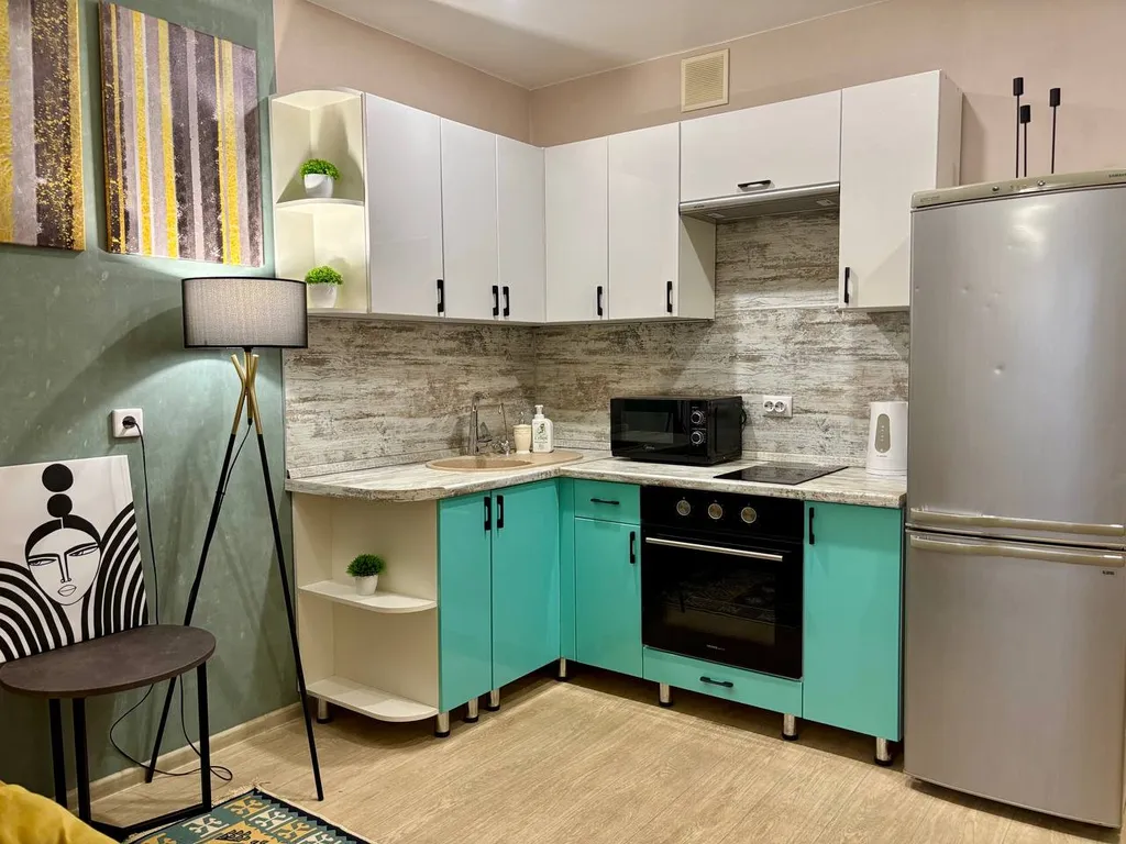 Студия с дизайнерским ремонтом