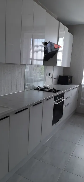 Отдых на берегу Балтийского моря на пляже с синим флагом