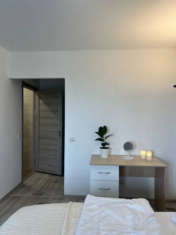 Уютная, светлая квартира-студия с красивым видом в новом доме