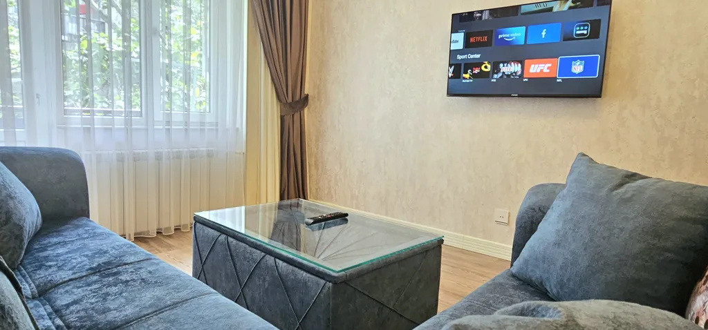 Уютная двухкомнатная квартира в центре Баку