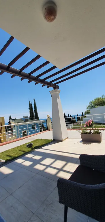 Уютные апартаменты с кухней и террасой