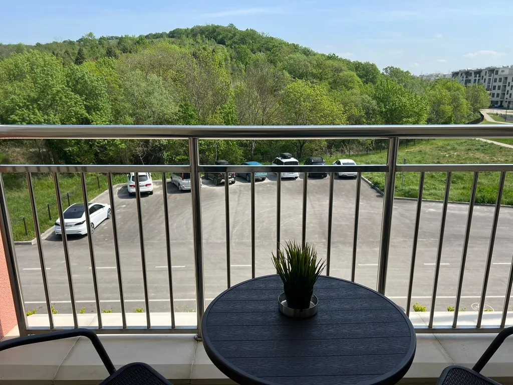 27 Студия с бассейнами