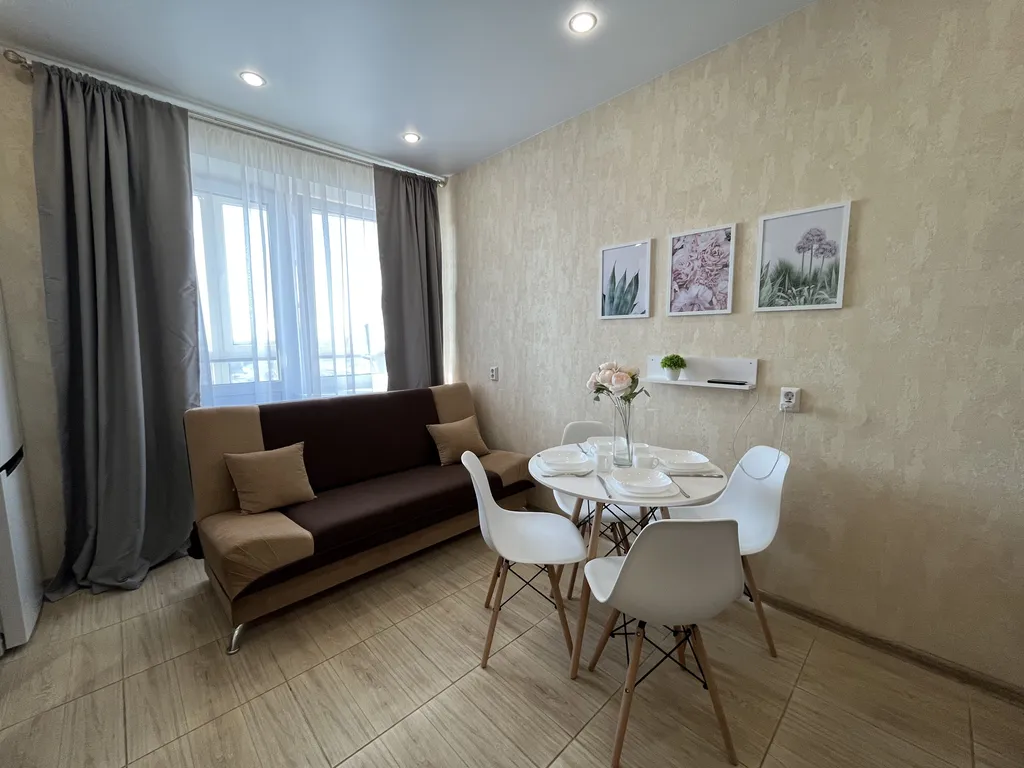 Квартира Современная квартира в центре с видом на шикарные закаты с 13-го этажа — Ярославль