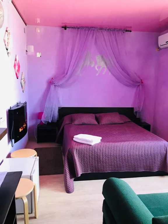 Котедж с баней и бассейном