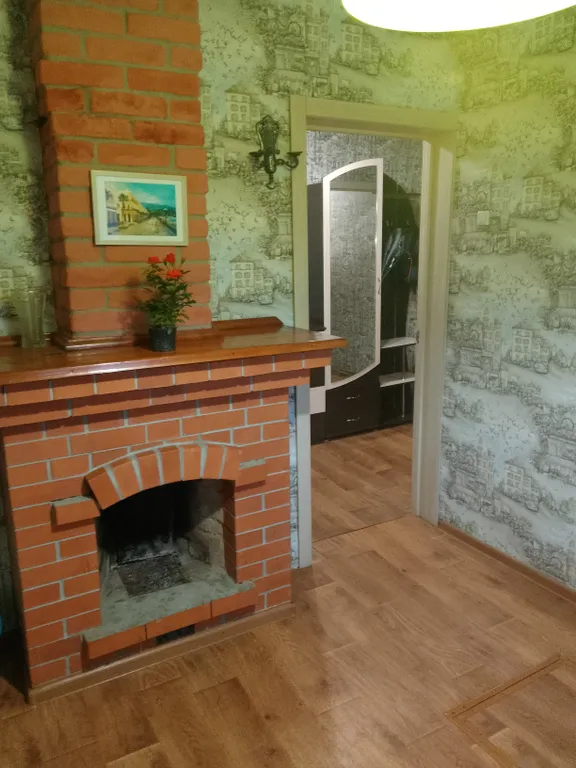 Большой дом с камином и новой баней