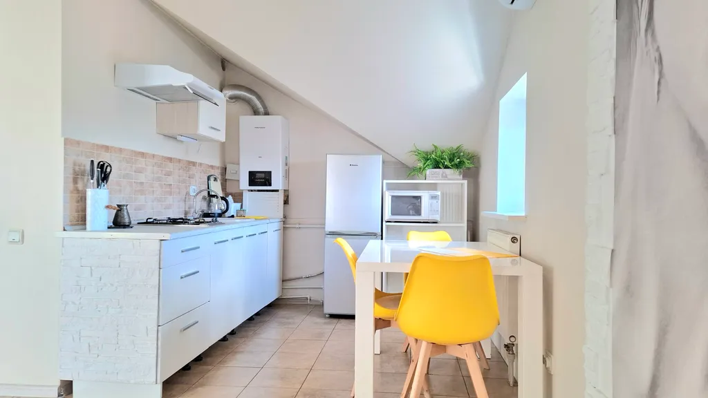 Квартира Квартира Мансарда в сердце Калининграда — Калининград