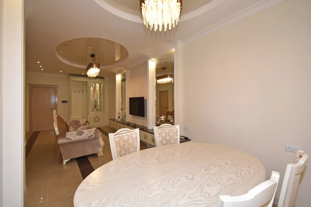 Роскошная двухкомнатная квартира в центре города