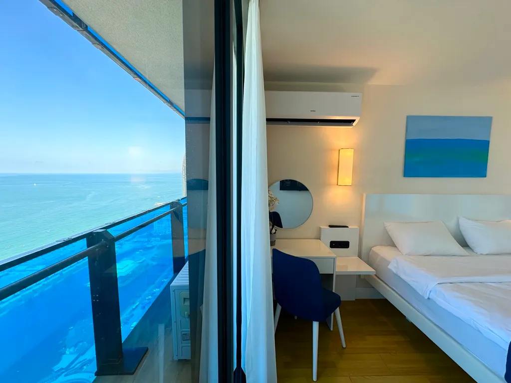 Premium Sea View Apartment, Orbi Block